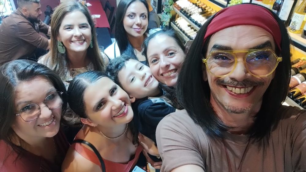 Participantes do clube em encontro presencial em Porto Alegre