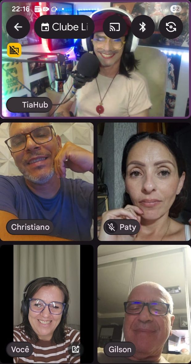Encontro online do clube com quatro participantes